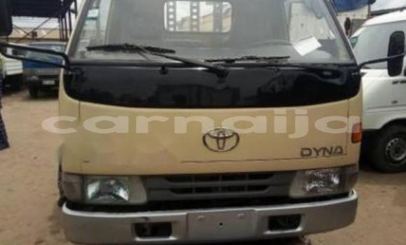 Acheter Import Voiture Toyota Dyna Blanc à Daura, Katsina Acheter Import Voiture Toyota Dyna Blanc à Daura, Katsina