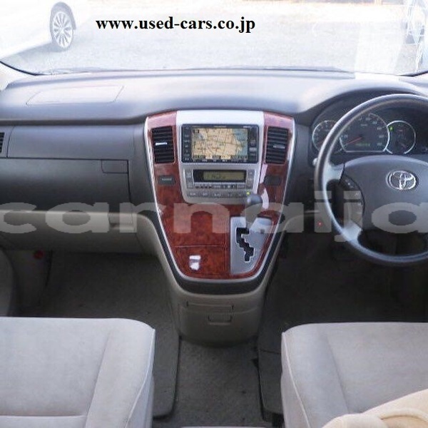 Big with watermark used car for sale in japan 4 copy