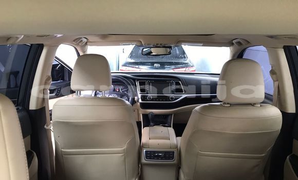Acheter Occasion Voiture Toyota Highlander Blanc à Lagos, État de Lagos Acheter Occasion Voiture Toyota Highlander Blanc à Lagos, État de Lagos