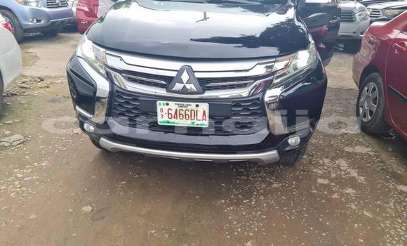 Acheter Occasion Voiture Mitsubishi Pajero Noir à Lagos, État de Lagos