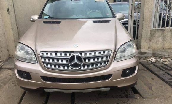 Acheter Occasion Voiture Mercedes-Benz ML–Class Marron à Lagos, État de Lagos Acheter Occasion Voiture Mercedes-Benz ML–Class Marron à Lagos, État de Lagos