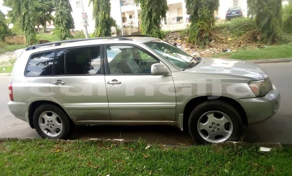Buy Used Toyota Highlander Silver Car in Abuja in Lagos State