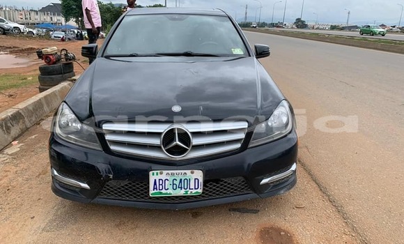 Acheter Occasion Voiture Mercedes-Benz C-Classe Noir à Abuja, État de Lagos Acheter Occasion Voiture Mercedes-Benz C-Classe Noir à Abuja, État de Lagos