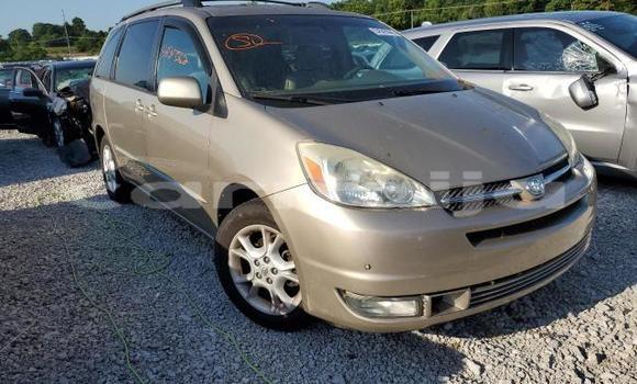Buy New Toyota Sienna Brown Car in Badagry in Lagos State