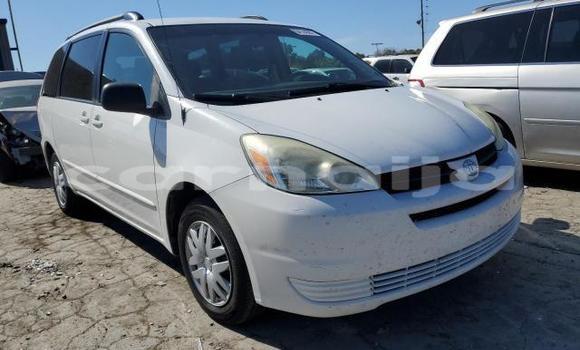 Buy New Toyota Sienna White Car in Badagry in Lagos State