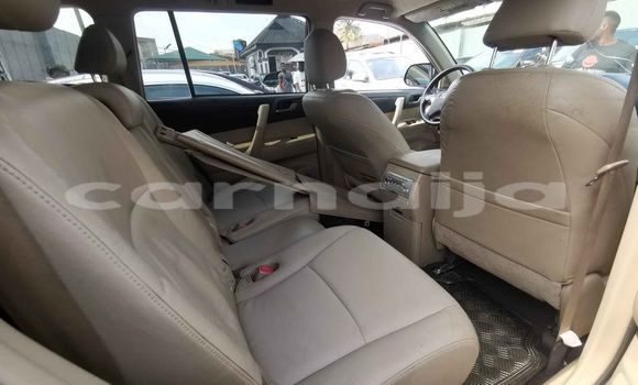 Buy Used Toyota Highlander Green Car in Lagos in Lagos State Buy Used Toyota Highlander Green Car in Lagos in Lagos State