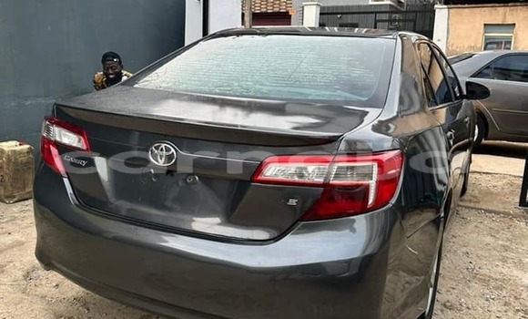 Acheter Occasion Voiture Toyota Camry Noir à Lagos, État de Lagos Acheter Occasion Voiture Toyota Camry Noir à Lagos, État de Lagos