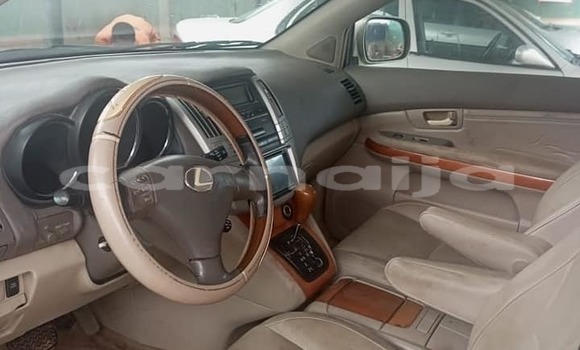 Acheter Occasion Voiture Lexus RX 330 Marron à Lagos, État de Lagos Acheter Occasion Voiture Lexus RX 330 Marron à Lagos, État de Lagos