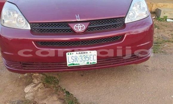 Acheter Occasion Voiture Toyota Sienna Rouge à Lagos, État de Lagos Acheter Occasion Voiture Toyota Sienna Rouge à Lagos, État de Lagos