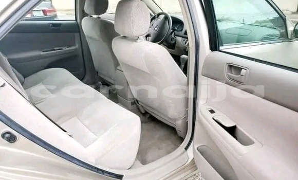 Acheter Occasion Voiture Toyota Camry Gris à Benin City, Edo Acheter Occasion Voiture Toyota Camry Gris à Benin City, Edo