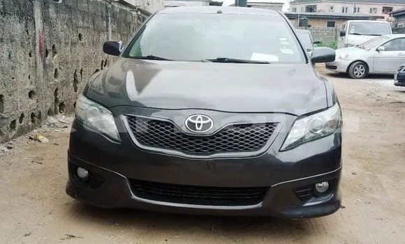 Acheter Occasion Voiture Toyota Camry Noir à Lagos, État de Lagos Acheter Occasion Voiture Toyota Camry Noir à Lagos, État de Lagos