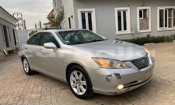 Acheter Occasion Voiture Lexus ES Gris à Lagos, État de Lagos Acheter Occasion Voiture Lexus ES Gris à Lagos, État de Lagos