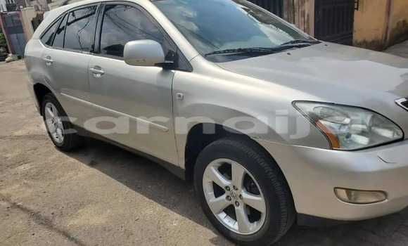 Acheter Occasion Voiture Lexus RX 330 Gris à Lagos, État de Lagos Acheter Occasion Voiture Lexus RX 330 Gris à Lagos, État de Lagos