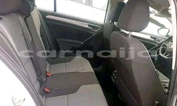 Buy New Volkswagen Golf White Car in Aba in Abia State Buy New Volkswagen Golf White Car in Aba in Abia State