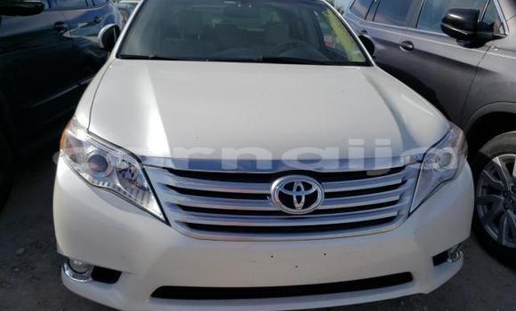 Buy New Toyota Avalon White Car in Badagry in Lagos State