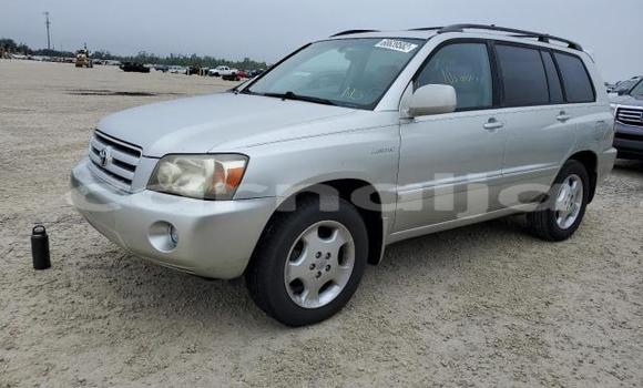 Buy New Toyota Highlander Silver Car in Badagry in Lagos State Buy New Toyota Highlander Silver Car in Badagry in Lagos State
