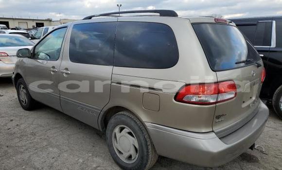 Buy New Toyota Sienna Silver Car in Badagry in Lagos State Buy New Toyota Sienna Silver Car in Badagry in Lagos State