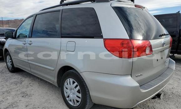 Buy New Toyota Sienna Silver Car in Badagry in Lagos State Buy New Toyota Sienna Silver Car in Badagry in Lagos State