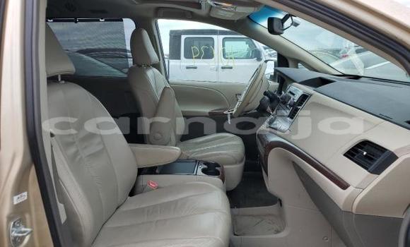 Acheter Neuf Voiture Toyota Sienna Marron à Badagry, État de Lagos Acheter Neuf Voiture Toyota Sienna Marron à Badagry, État de Lagos