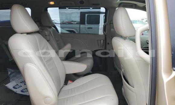 Acheter Neuf Voiture Toyota Sienna Marron à Badagry, État de Lagos Acheter Neuf Voiture Toyota Sienna Marron à Badagry, État de Lagos