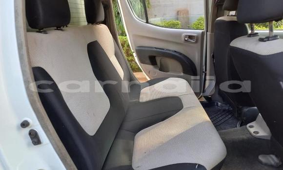 Buy Used Mitsubishi L200 Silver Car in Ibadan in Oyo State Buy Used Mitsubishi L200 Silver Car in Ibadan in Oyo State