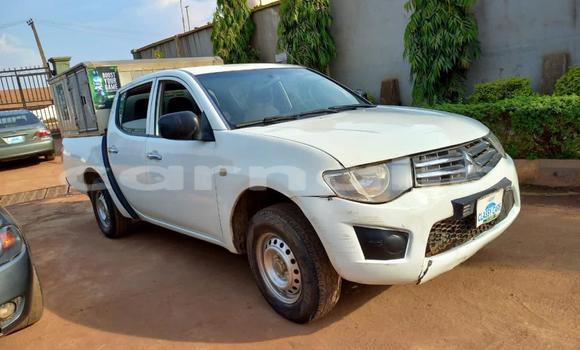 Buy Used Mitsubishi L200 Silver Car in Ibadan in Oyo State Buy Used Mitsubishi L200 Silver Car in Ibadan in Oyo State