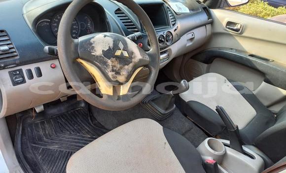 Buy Used Mitsubishi L200 Silver Car in Ibadan in Oyo State Buy Used Mitsubishi L200 Silver Car in Ibadan in Oyo State