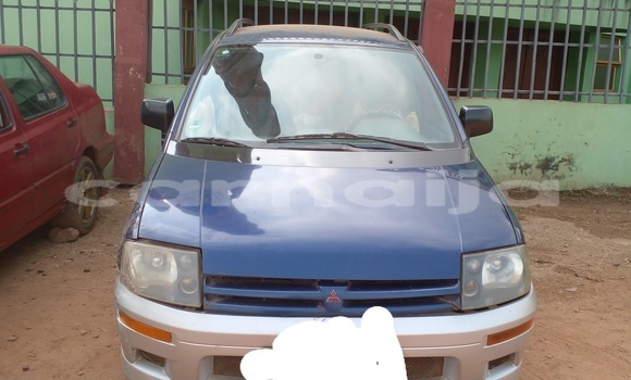 Buy Used Mitsubishi SpaceRunner Blue Car in Ibadan in Oyo State Buy Used Mitsubishi SpaceRunner Blue Car in Ibadan in Oyo State