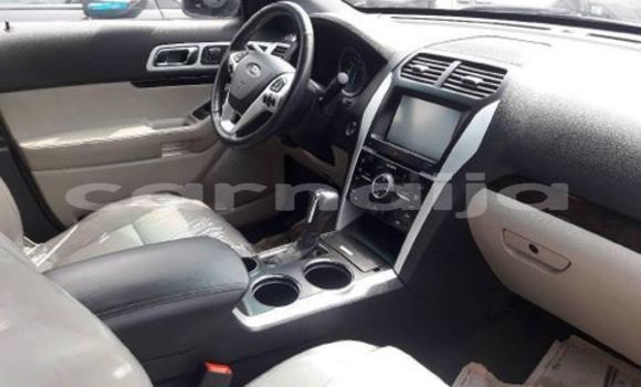 Acheter Import Voiture Ford Explorer Gris à Lagos, État de Lagos Acheter Import Voiture Ford Explorer Gris à Lagos, État de Lagos