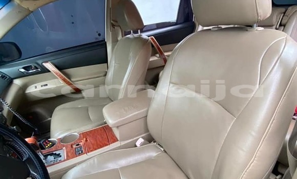 Acheter Occasion Voiture Toyota Highlander Blanc à Lagos, État de Lagos Acheter Occasion Voiture Toyota Highlander Blanc à Lagos, État de Lagos
