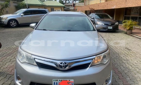 Acheter Occasion Voiture Toyota Camry Gris à Lagos, État de Lagos Acheter Occasion Voiture Toyota Camry Gris à Lagos, État de Lagos