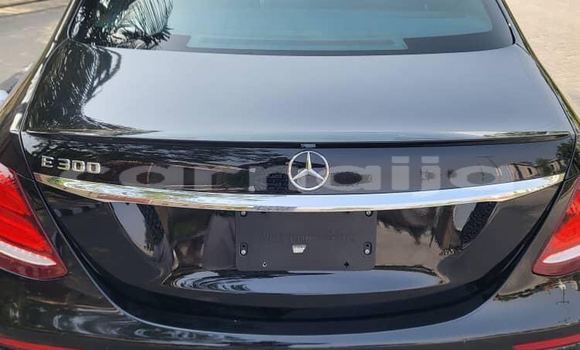 Acheter Occasion Voiture Mercedes-Benz E–Class Noir à Aba, État d'Abia Acheter Occasion Voiture Mercedes-Benz E–Class Noir à Aba, État d'Abia
