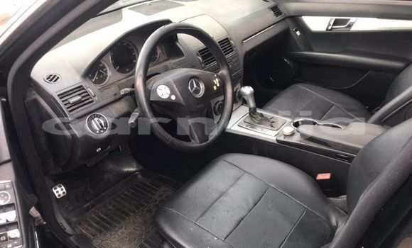 Acheter Occasion Voiture Mercedes-Benz C–Class Noir à Ojo, Lagos Acheter Occasion Voiture Mercedes-Benz C–Class Noir à Ojo, Lagos