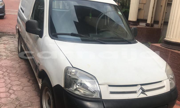 Buy Used Citroen Berlingo White Car in Lagos in Lagos State