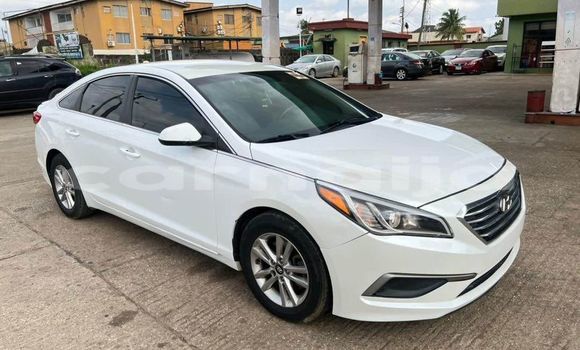 Buy Used Hyundai Sonata White Car in Aba in Abia State Buy Used Hyundai Sonata White Car in Aba in Abia State