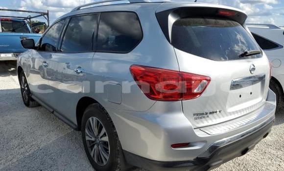 Buy New Nissan Pathfinder Silver Car in Badagry in Lagos State Buy New Nissan Pathfinder Silver Car in Badagry in Lagos State