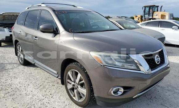 Acheter Neuf Voiture Nissan Pathfinder Marron à Badagry, État de Lagos Acheter Neuf Voiture Nissan Pathfinder Marron à Badagry, État de Lagos