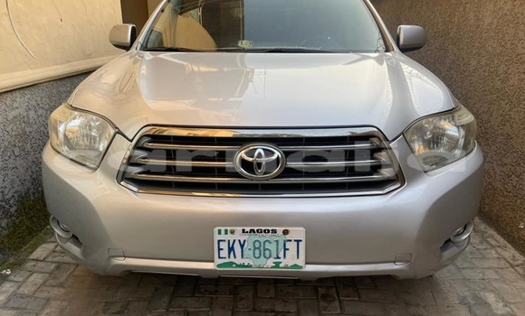 Buy Used Toyota Highlander Silver Car in Lagos in Lagos State