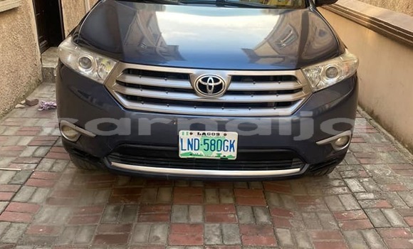 Buy Used Toyota Highlander Blue Car in Lagos in Lagos State Buy Used Toyota Highlander Blue Car in Lagos in Lagos State
