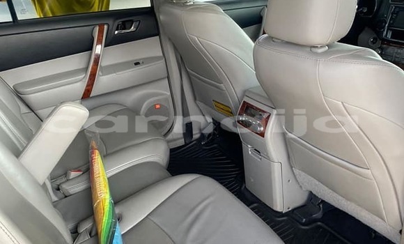 Acheter Occasion Voiture Toyota Highlander Bleu à Lagos, État de Lagos Acheter Occasion Voiture Toyota Highlander Bleu à Lagos, État de Lagos