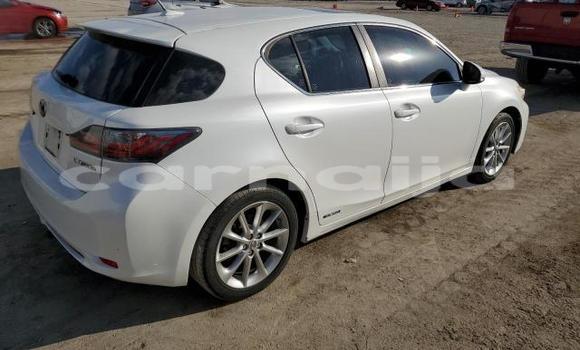Buy New Lexus CT White Car in Badagry in Lagos State Buy New Lexus CT White Car in Badagry in Lagos State