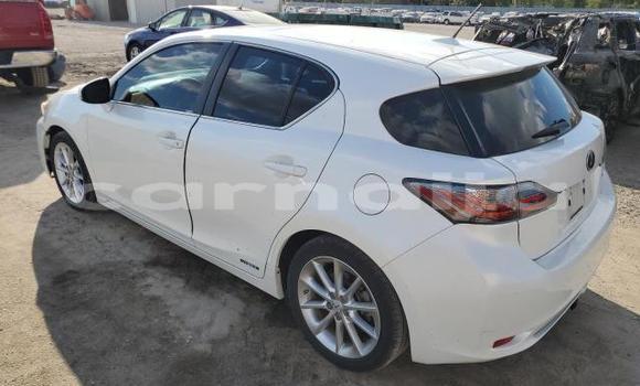 Buy New Lexus CT White Car in Badagry in Lagos State Buy New Lexus CT White Car in Badagry in Lagos State