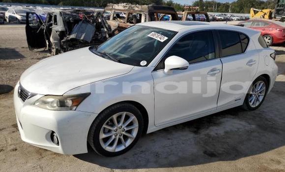Buy New Lexus CT White Car in Badagry in Lagos State Buy New Lexus CT White Car in Badagry in Lagos State