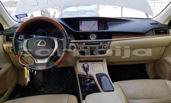 Buy New Lexus ES 300 Silver Car in Badagry in Lagos State Buy New Lexus ES 300 Silver Car in Badagry in Lagos State