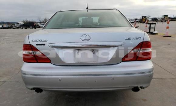 Buy New Lexus LS Silver Car in Badagry in Lagos State Buy New Lexus LS Silver Car in Badagry in Lagos State