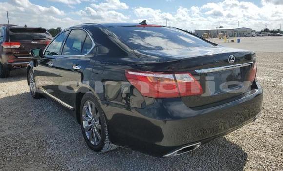 Acheter Neuf Voiture Lexus LS Noir à Badagry, État de Lagos Acheter Neuf Voiture Lexus LS Noir à Badagry, État de Lagos