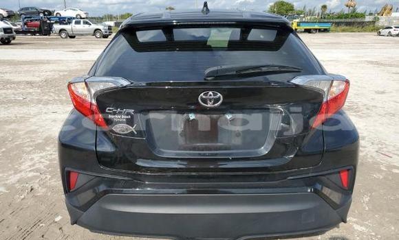 Acheter Neuf Voiture Toyota C-HR Noir à Badagry, État de Lagos Acheter Neuf Voiture Toyota C-HR Noir à Badagry, État de Lagos