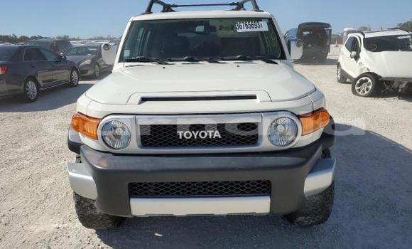 Buy New Toyota FJ Cruiser White Car in Badagry in Lagos State