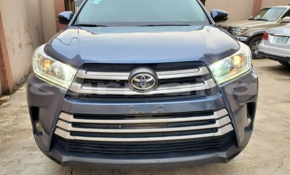 Buy Used Toyota Highlander Blue Car in Lagos in Lagos State Buy Used Toyota Highlander Blue Car in Lagos in Lagos State