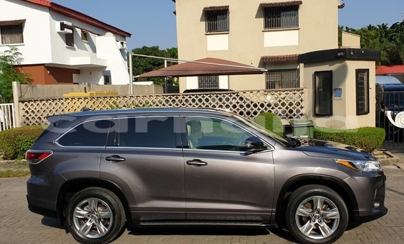 Acheter Occasion Voiture Toyota Highlander Noir à Lagos, État de Lagos